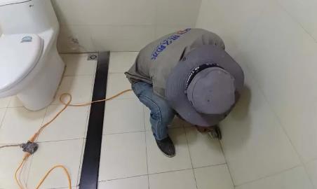 民权卫生间补漏